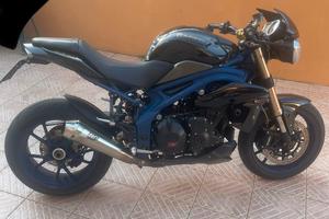 Triumph speed triple