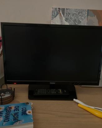 TV LED 22" Haier Full HD (LE22M600CF)