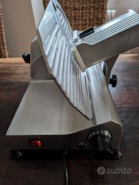 affettatrice elettrica 