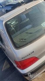 Peugeot 106 5 porte ricambi