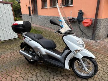 Yamaha x-city 250