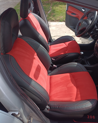 Interno Peugeot 206 nuovo