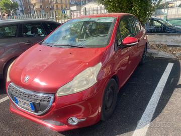 Peugeot 208, 1.2 benzina , 113.000 km