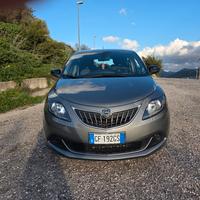 Lancia Ypsilon Ecochic Silver Antifurto + defender
