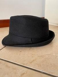 Cappello nero unisex Zara