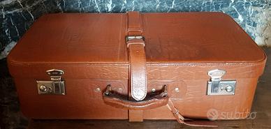 Valigia rigida in cuoio -con custodia - anni '50