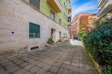 3 LOCALI A ROMA