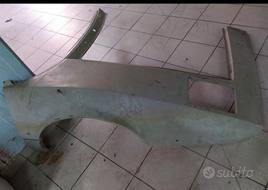 Parafango Anteriore DX NUOVO Ferrari 328-208 