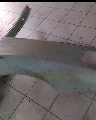 Parafango Anteriore DX NUOVO Ferrari 328-208 