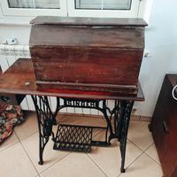 Macchina D"Epoca Singer 1800
