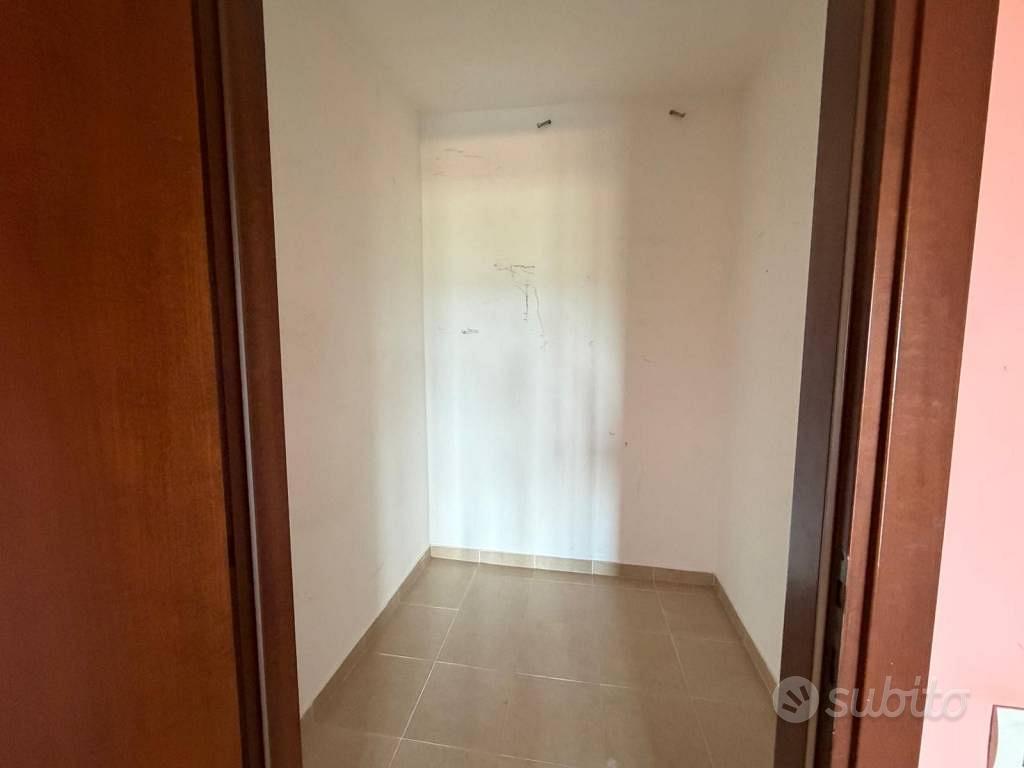 Appartamento – Pieve Emanuele, Quartiere delle Rose, Cascina Marina - Altro