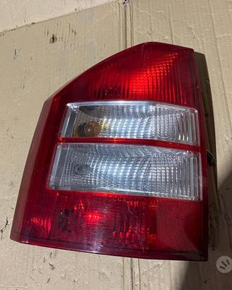 Fanali o stop posteriori per jeep compass rallye