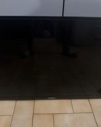 TV LED eLEDTV 32" – Funzionante
