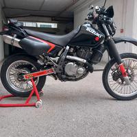 suzuki dr 650 iscritta ASI