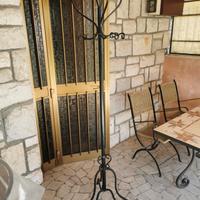 Appendiabiti da terra in ferro vintage