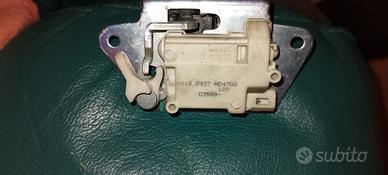 Serratura cofano posteriore Fiat Panda 169 2003/12