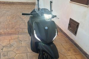 Beverly 310 hp s 2025