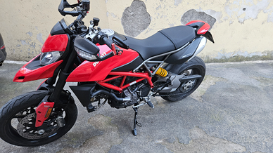Ducati hypermotard 950
