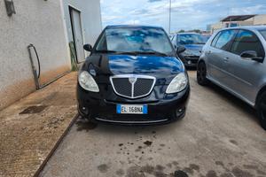 Lancia Ypsilon 1.2 Platino X NEOPATENTATI