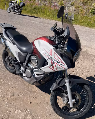 Transalp 700