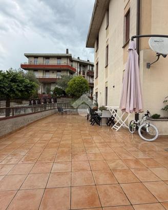 4 LOCALI A MONTECASTRILLI