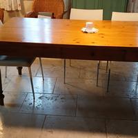 tavolo  in legno  castagno