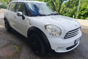 MINI COUNTRYMAN D
