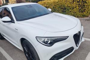 Alfa romeo Stelvio Veloce Q4 210CV