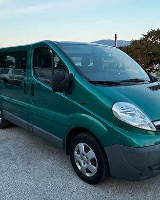 OPEL VIVARO 9 POSTI 2.0 DCi 115CV 6M + GANCIO + DO