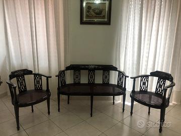 Divanetto con poltroncine