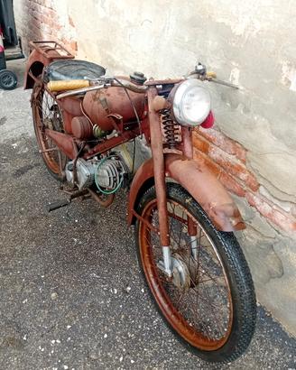 Motocicletta Moto Guzzi Cardellino 