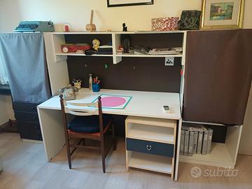 scrivania più libreria 