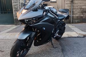 Yamaha yzf-r3 