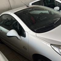 Peugeot 207 1.6 VTi 120CV CC Féline cabrio