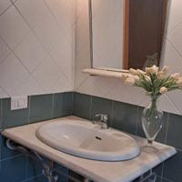 Mobile bagno in ferro battuto 