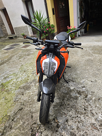 Ktm duke 125