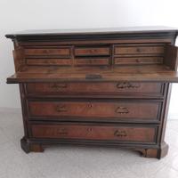 Canterano cassettone con ribalta XVII sec