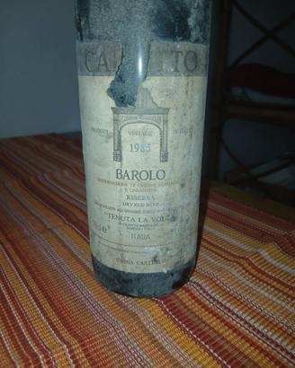 Bottiglia di barolo 1985 riserva DRY RED WINE