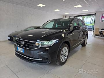 Volkswagen Tiguan 2.0 TDI 150 CV SCR DSG Elegance
