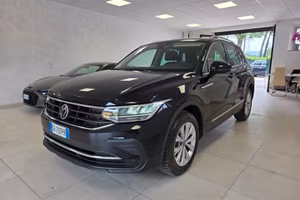 Volkswagen Tiguan 2.0 TDI 150 CV SCR DSG Elegance