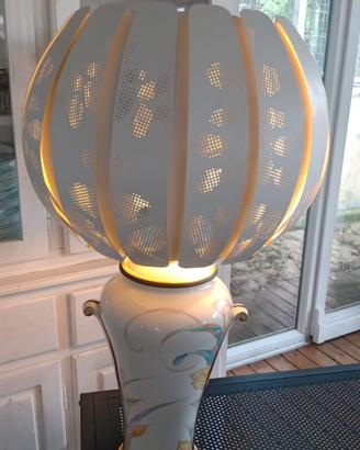 Lampada di porcellana vintage 