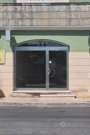 Locale commerciale a Tricase via Aldo Moro