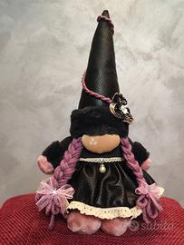 Gnometta creata a mano lilla,rosa e nera