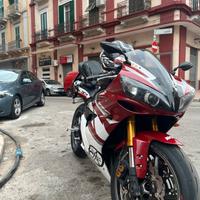 Yamaha r1