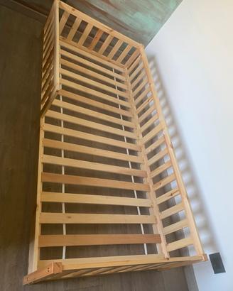 Letto a terra per bambini tipo montessori