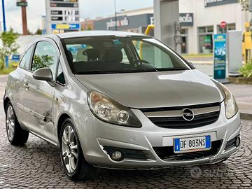 Opel corsa 1.2 benz