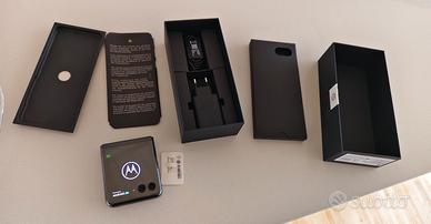 Motorola zazr 40 ultra rotto ma senza ammaccature 