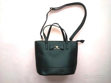 Borsa da donna a spalla con fiocco