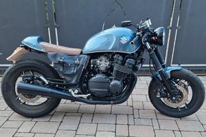 Suzuki cafe racer