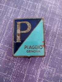 scudetto stemma piaggio originale 